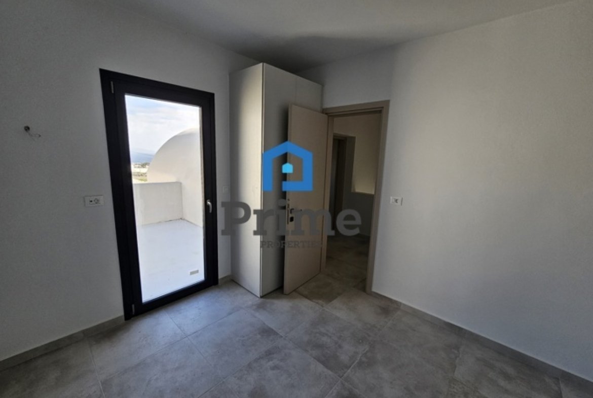 Μεζονέτα 170 m2 στη Μεσαριά Σαντορίνης