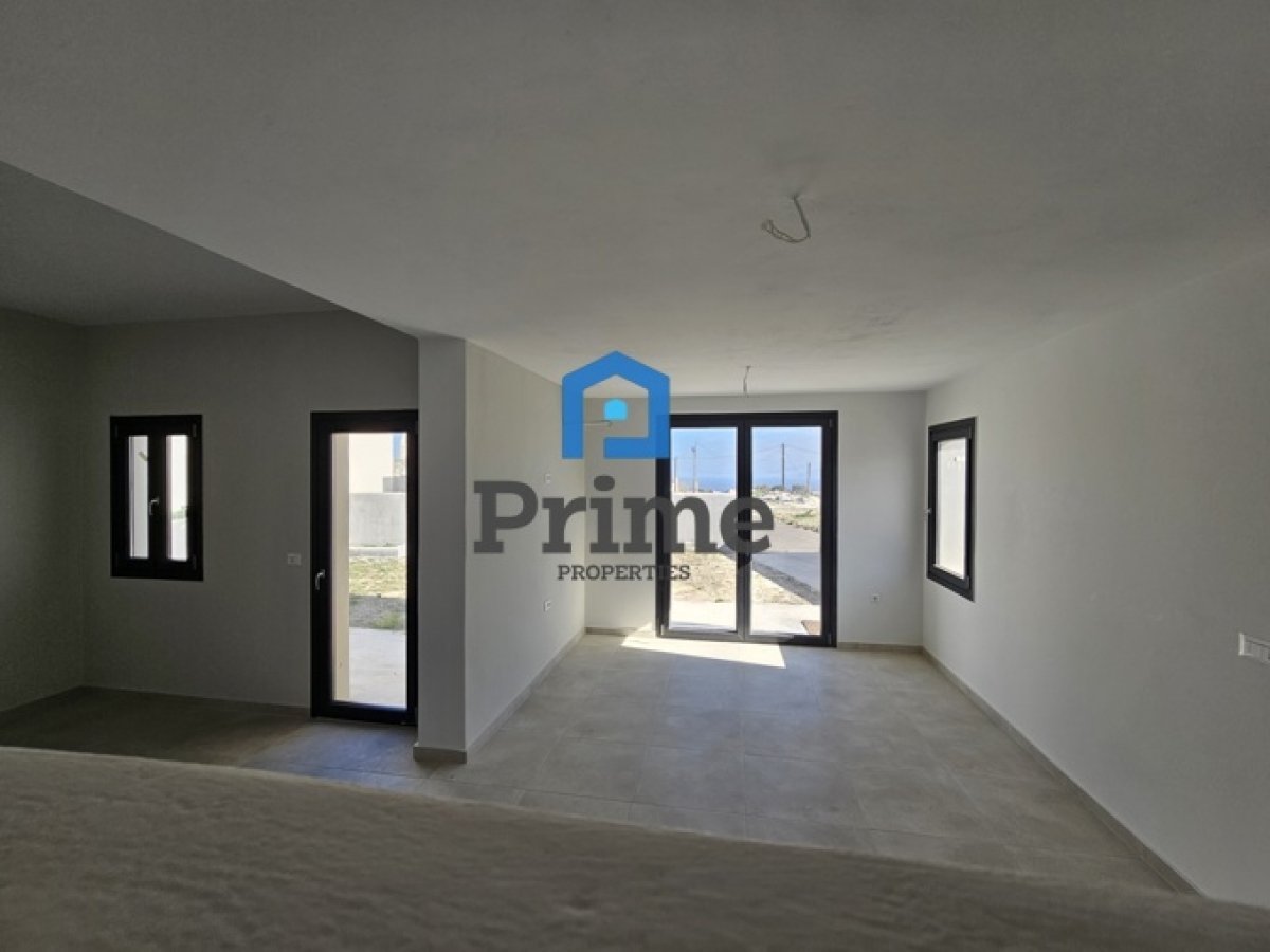 Μεζονέτα 170 m2 στη Μεσαριά Σαντορίνης