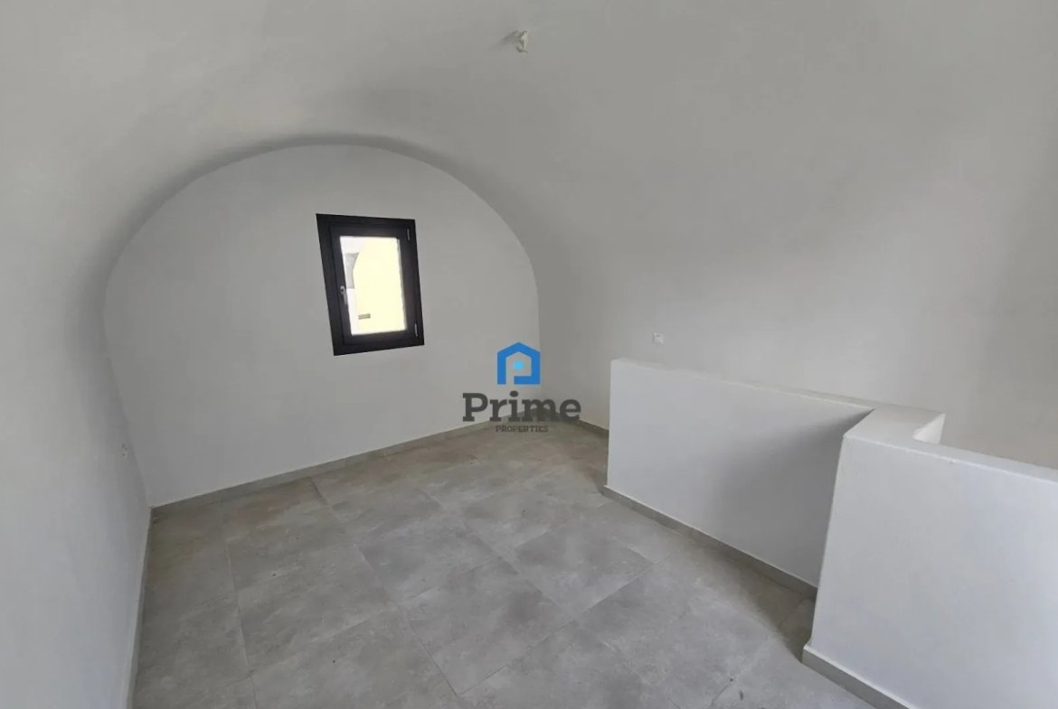 Μεζονέτα 107m2 στη Σαντορίνη