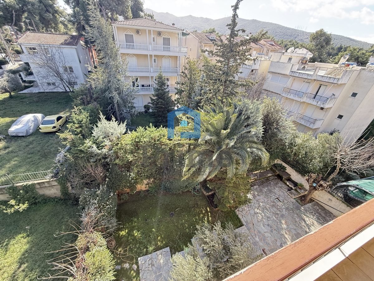 10665928 Οροφοδιαμέρισμα 152 τ.μ. στη Δροσιά