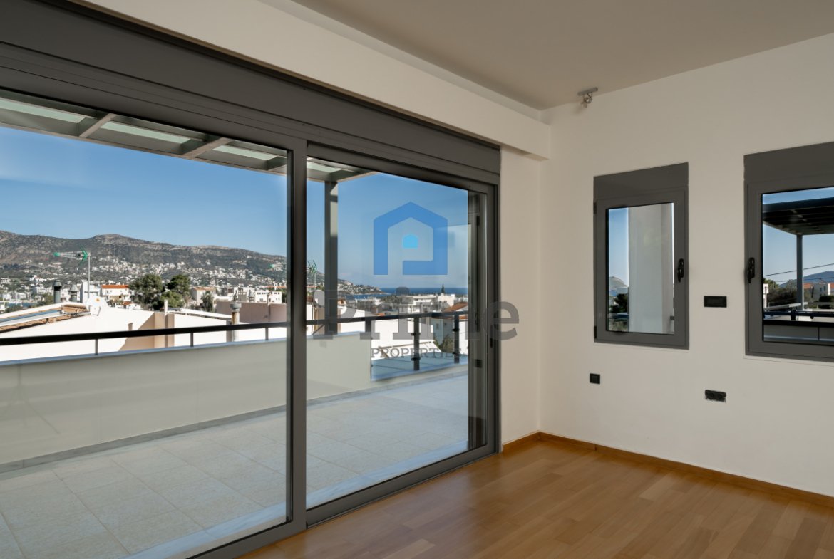 Συγκρότημα 3 κατοικιών με πισίνα