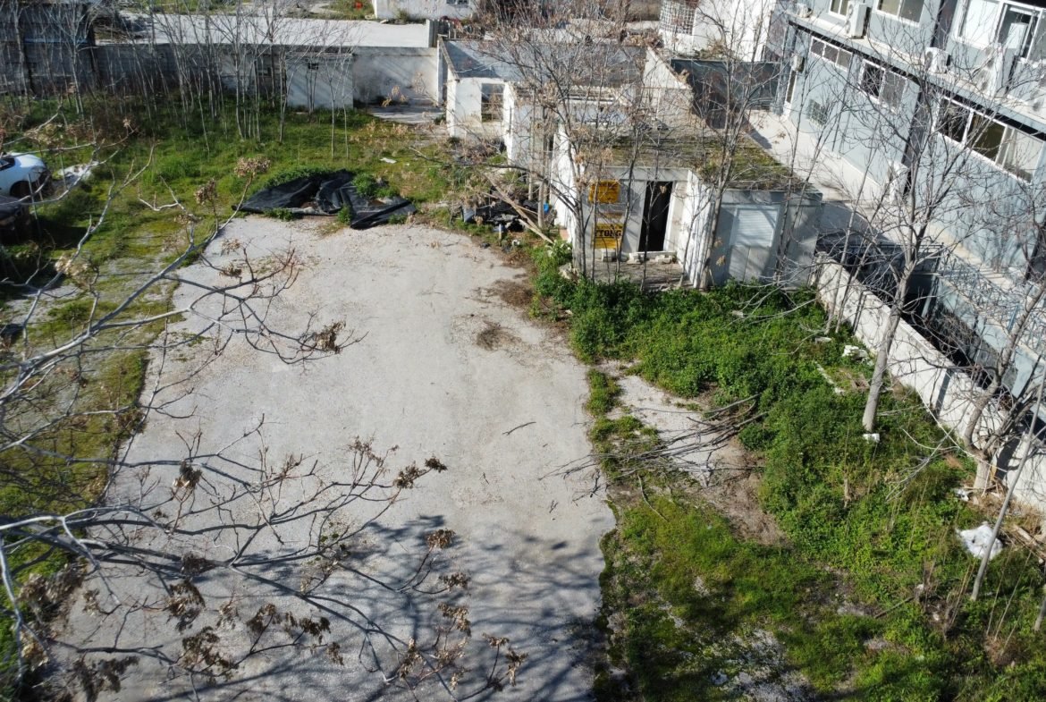 Land for Development 752 sq.m.in Glyka Nera